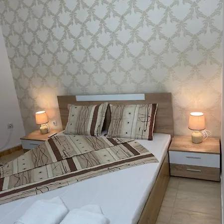 гранд манастира , דירה *