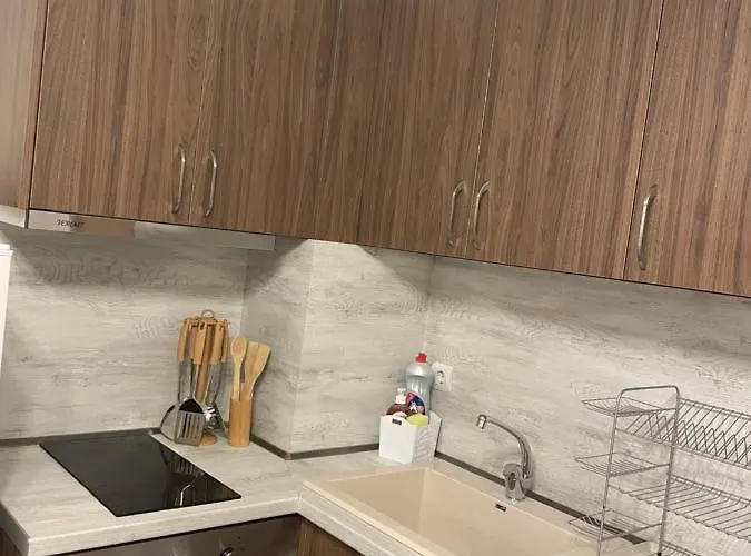 гранд манастира , * פמפורובו